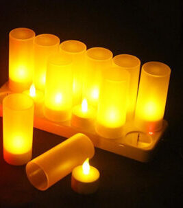 12 dekorative LED-Kerzen zum wiederaufladen